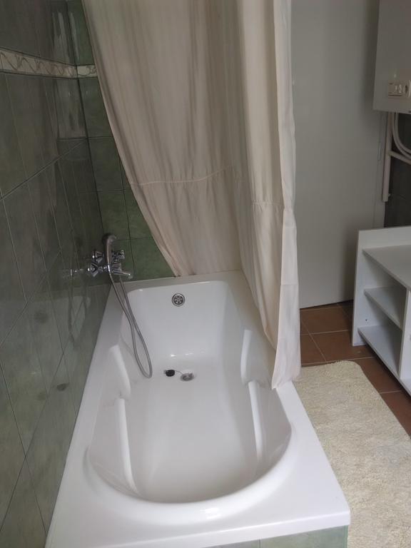 Anna Apartmanok Pécs Exterior foto