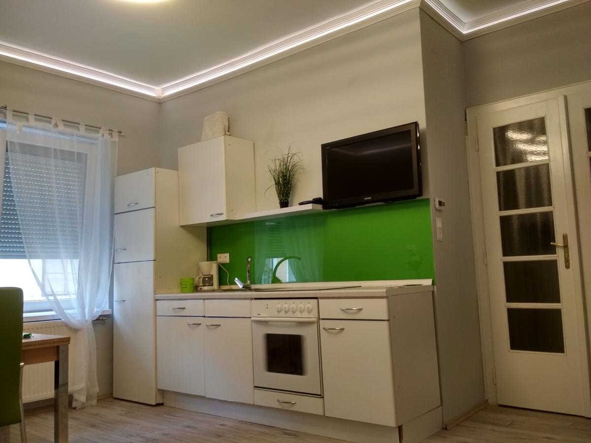 Anna Apartmanok Pécs Exterior foto